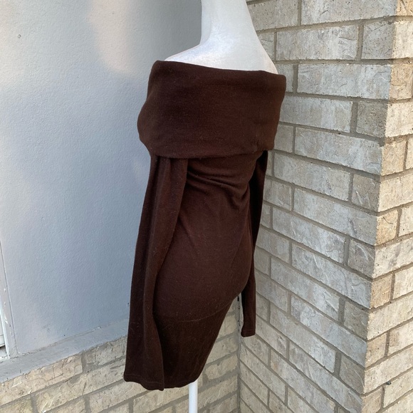 PattyBoutik Brown Off The Shoulder Bodycon Sweater Mini Dress - Picture 3 of 5